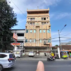 Bangunan Komersil dpn Hotel Pop dan Rs Bumi Waras