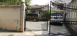 Tanah dan Rumah Tua Di Pahlawan Revolusi,  Kel Pondok Bambu