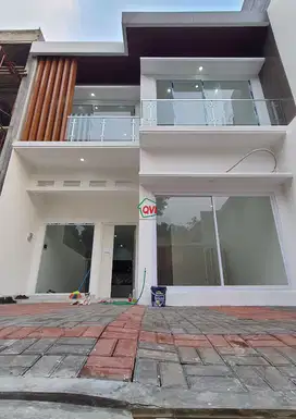Rumah mewah Harga 2 M an di Jagakarsa Kavling DKI dlm Komplek Jaksel