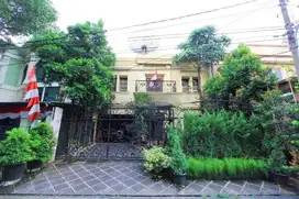 Dijual Rumah Bagus Siap Huni di Pondok Indah, Jakarta Selatan