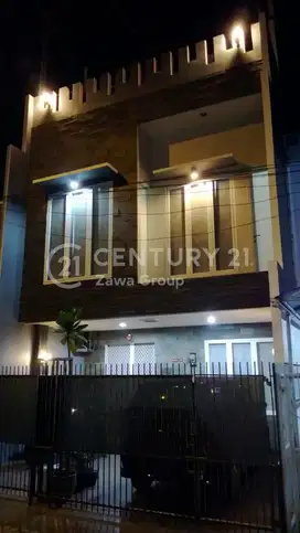 Rumah Cantik Siap Huni Di Taman Palem Jakarta Barat