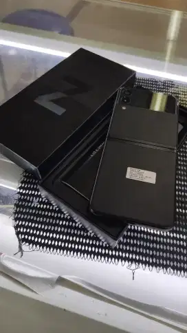 Samsung z flip 3 8/256Gb ORIGINAL