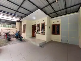Rumah Bagus 4 Kamar Tidur dalam Cluster Jakal km 13 dekat Bento Kopi