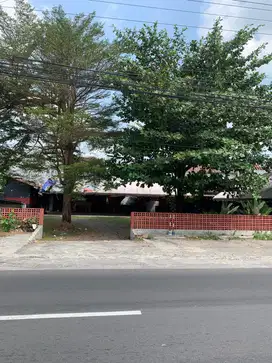 Ruang Usaha Strategis Pinggir Jalan Sinduharjo Ngaglik 065970 age2508