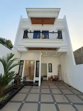 Jual Rumah Classic Modern Dekat Tugu Tanah Baru Beji Depok