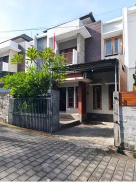 Jual Rumah 2lt Modrn Minimalis Lokasi Buana Raya Area Strategis Huni