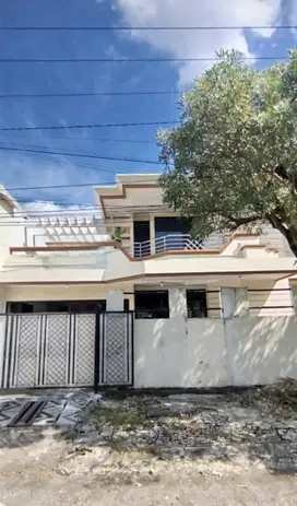 DI SEWAKAN RUMAH SIAP HUNI DI LEMBAH HARAPAN LAKARSANTRI