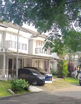 Turun Harga!!Dijual Rumah Full Renov View Danau Di Citragran Cibubur