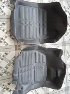 Karpet mobil Brio