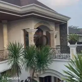 JUAL RUMAH EKSKLUSIF DI ARAYA GOLF MALANG