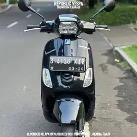 DIJUAL CEPAT Piaggio Vespa S 125 IGET LED Th 2020 WARNA HITAM FAVOURIT