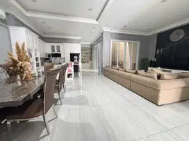 Rumah Mewah Siap Huni 4 Lantai Lokasi Strategis Sunter