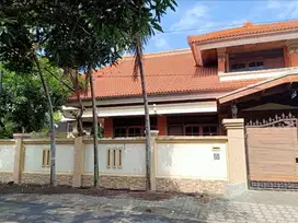 Jual Rumah 2 Lantai Luas 4 are , Puputan Renon Denpasar