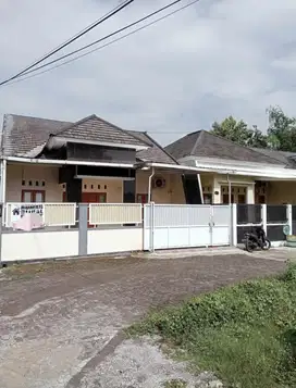 Rumah murah di kadisoka dkt UPN, STIE YKPN, ATMA JAYA, MERCU BUANA