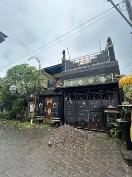 DIJUAL RUMAH MINIMALIS 2 LANTAI DI SIULAN DENPASAR - BALI