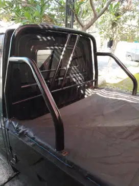 Rollbar dan bemper besi bekas pickup granmax
