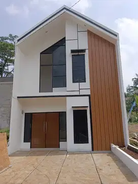 rumah 2 lantai selangkah menuju gerbang tol disc. 50 juta