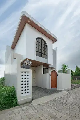 A BRAND NEW MODERN VILLA IN SANUR FOR RENT  YEARLY