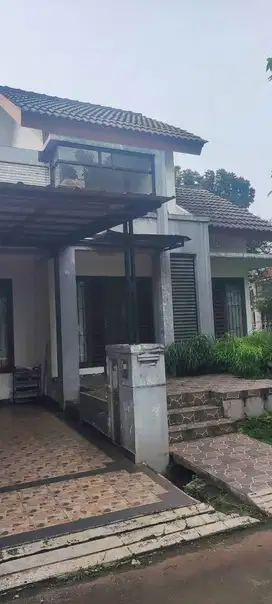 Dijual Rumah di Bintaro Jl Mahagoni Utama, Parigi Baru, Tangerang