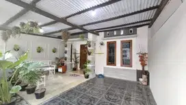 RUMAH IMPIAN DALAM PERUMAHAN 400 JUTAAN! FREE FURNISHED di Banguntapan