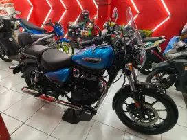 Royal Enfield meteor 350 kondisi like new