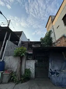 ANA RUMAH TUA HITUNG TANAH UK 6X15M DI KOMP THI JELAMBAR ta