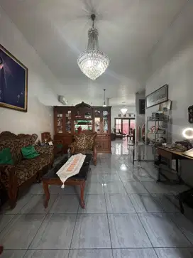 ANA RUMAH UK 12X23M DI KOMP KAVLING POLRI JELAMBAR