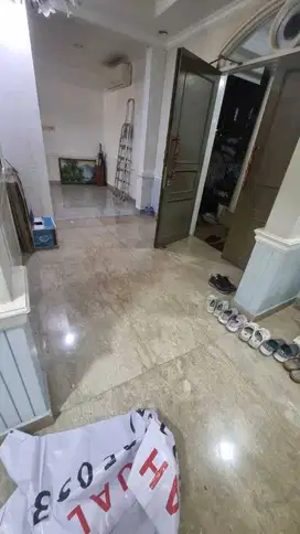 DIJUAL RUMAH FURNISHED MUTIARA TAMAN PALEM HOEK CENGKARENG JAKARTA