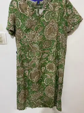 Atasan wanita size M