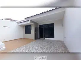 Dijual rumah minimalis 2½ lantai siap huni di Duta Harapan bebas banji