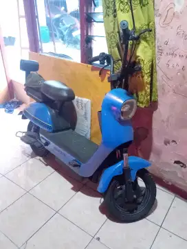 Di jual sepeda listrik