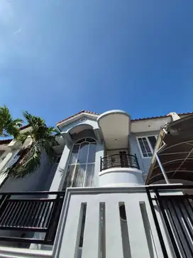 SEWA RUMAH PAKUWON CITY dkt Sutorejo Manyar Araya Klampis Kertajaya
