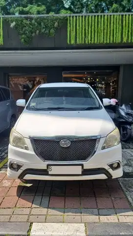 Toyota Kijang Grand New Innova G Luxury Matic Bensin Tahun 2015 Bulan