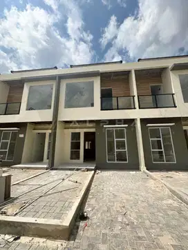 Dijual Cepat Rumah 2 Lantai di Golden BCI, Bengkong Laut