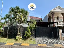 Rumah Posisi di Hook Siap Huni di Kencana Loka, BSD