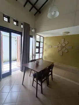 Rumah sewa  atau dijual Bdi