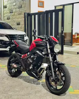 Kawasaki er6n 650cc low km pajak 2030