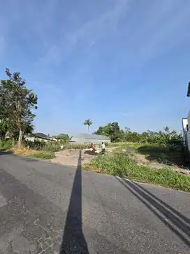 Tanah sangat strategis selatan jalan damai cocok hunian