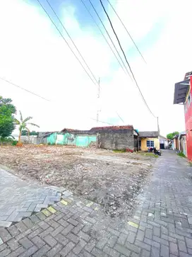 Tanah sangat strategis cocok untuk hunian jombor