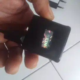 Batok kepala charger Samsung ori cabutan A10. Normal cek sepuasnya
