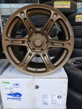 TE37XTR ring 18 lebar 9 pcd 6x139,7 ET 25 fortuner pajero 4pcs