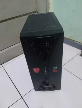 PC RAKITAN AMD RYZEN 7 – SIAP TEMANI PRODUKTIVITAS & GAMING KENCANG!