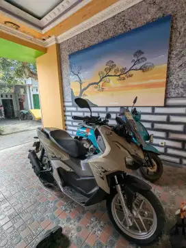 HONDA ADV160 ABS MATTE BROWN
