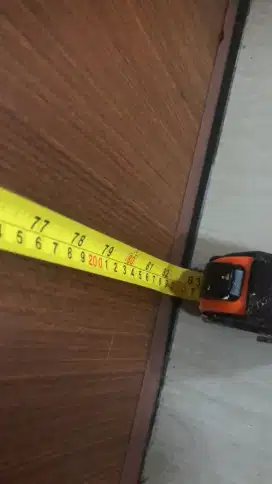 Tukang renovasi dan atap