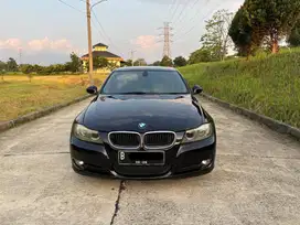 BMW E90 Executive Edition Idrive 320i Tahun 2011