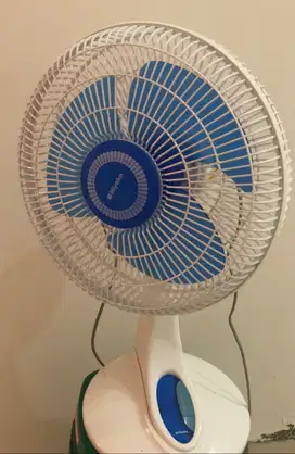 Kipas Angin Miyako Kipas Angin Meja/ Kipas Angin Dinding