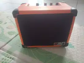 Amplifier mini Rav 4inch gitar&bass normal minus pemakaian sendiri