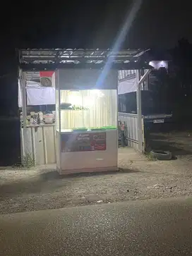 Etalase gerobak jualan