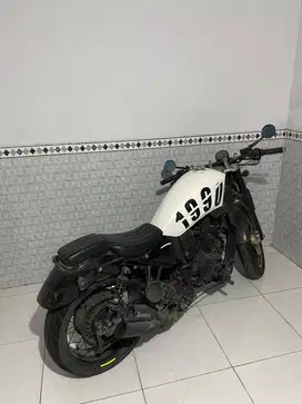 DIJUAL MOTOR BOBBER CUSTOM MESIN YAMAHA BYSON 2013
