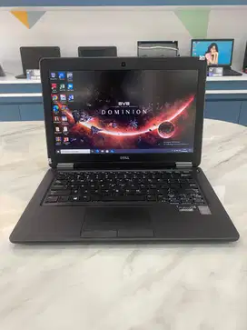 [D28] Laptop Editing desain i7 gen 5 8gb 256gb siap pakai garansi